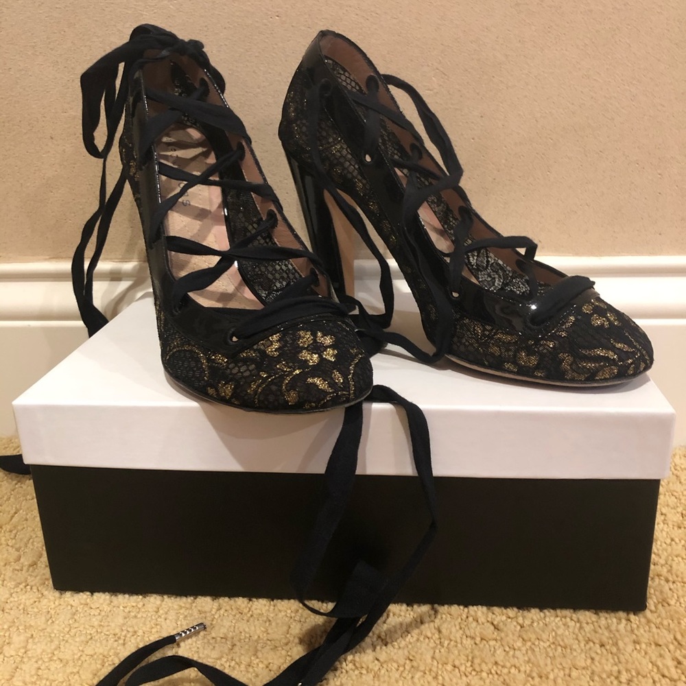 Marc Jacobs - Black and gold ballet tie pumps